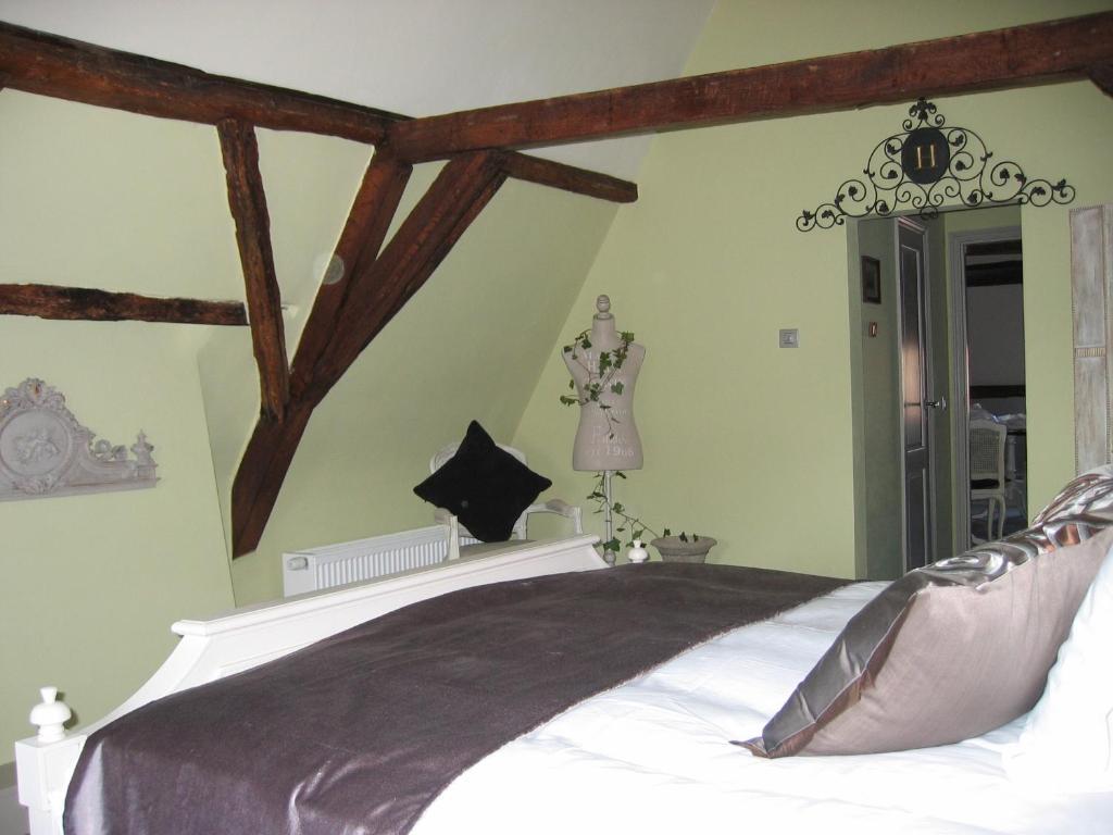 ברוז' B&B Russell House חדר תמונה